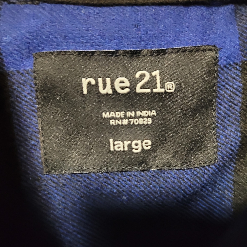 💘🆕️Rue21●LIMITED TIME OFFER● Men's Bold Blue and Black Checkered Shirt - Picture 4 of 4